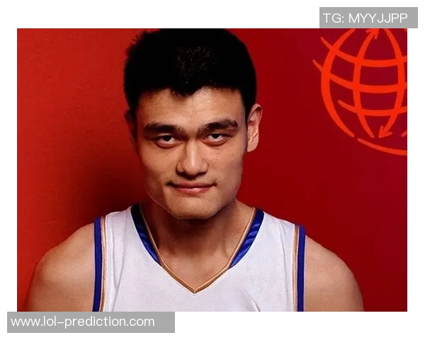 姚明的篮球传奇与影响力解读：从球场巨星到体育文化的象征