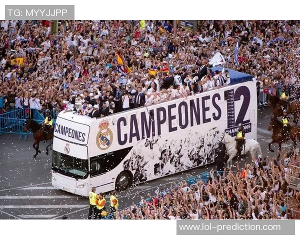 欧冠经典对决：皇马与AC米兰激战成平局乌龙球成比赛转折点