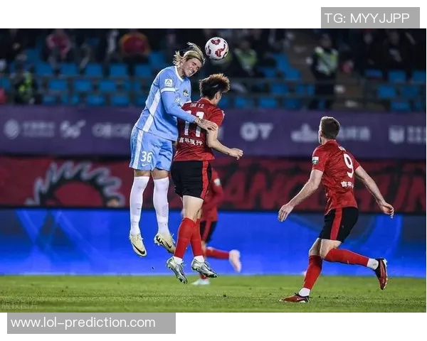 中超精彩对决多特蒙德大胜切尔西帽子戏法引爆全场热情 中超精彩对决多特蒙德大胜切尔西帽子戏法引爆全场热情