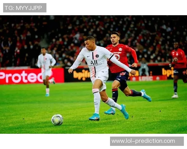 莱比锡友谊赛大胜巴黎圣日耳曼争议判罚引发全场热议 莱比锡友谊赛大胜巴黎圣日耳曼争议判罚引发全场热议