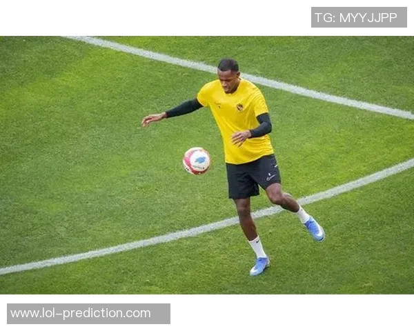 欧联杯惊天逆转里昂主场5-0狂胜皇马补时争议进球引发全场沸腾