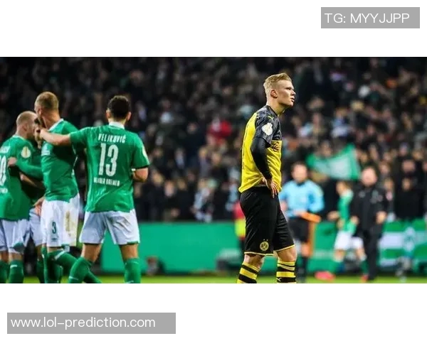 世界杯激战多特蒙德逆转热刺红牌争议引发全场热议 世界杯激战多特蒙德逆转热刺红牌争议引发全场热议