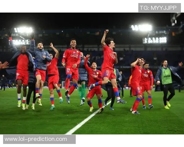 中超赛场惊现冷门切尔西小胜尤文图斯引发全场热议